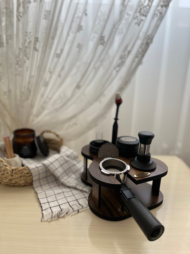 ست تجهیزات کافی بار استند دفرمه چوبی